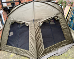 Trakker Tempest 200 Bivvy + Skull Cap