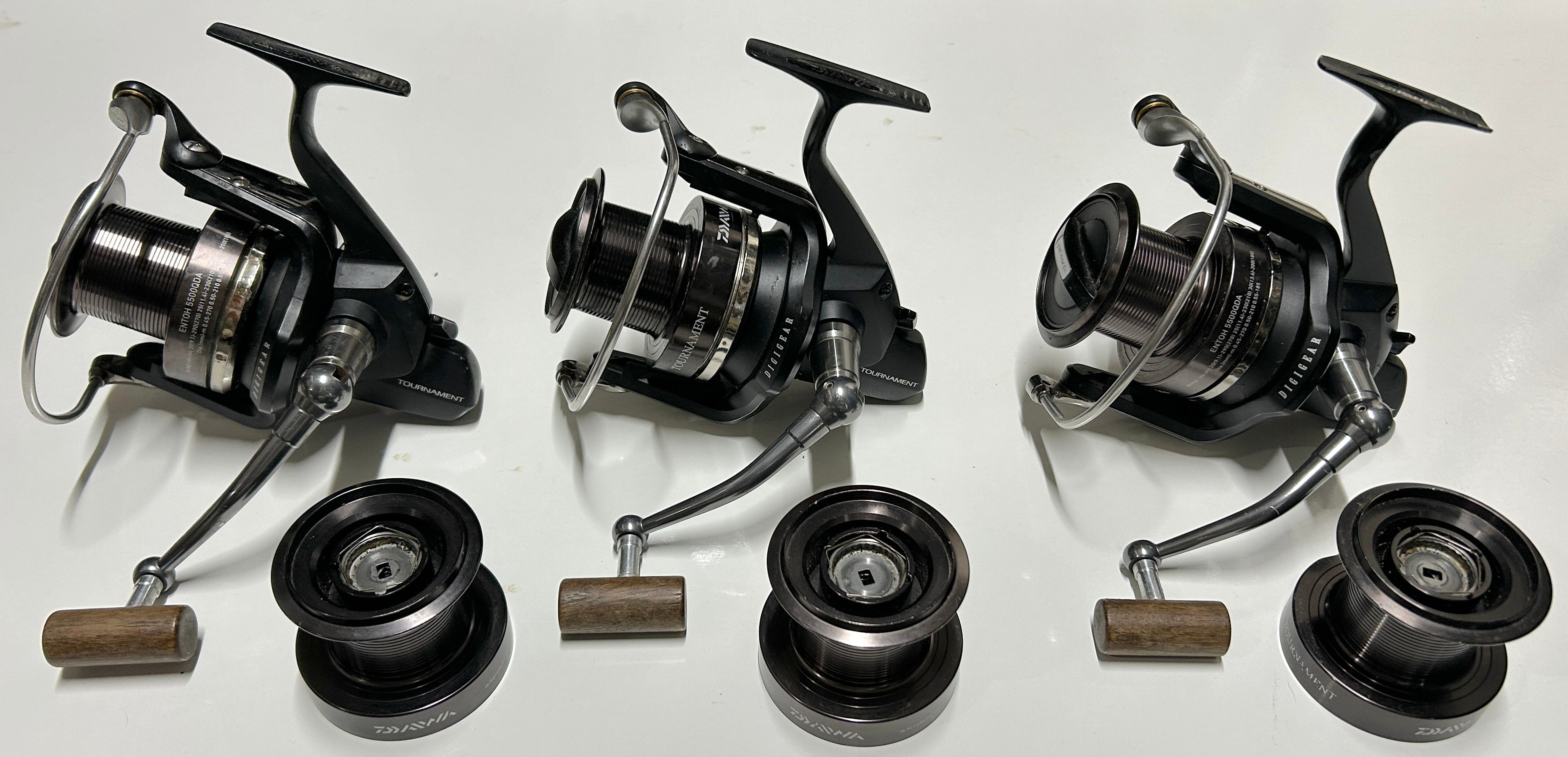 Daiwa Tournament Entoh 5500 QDA Reels + Spare Spools X3