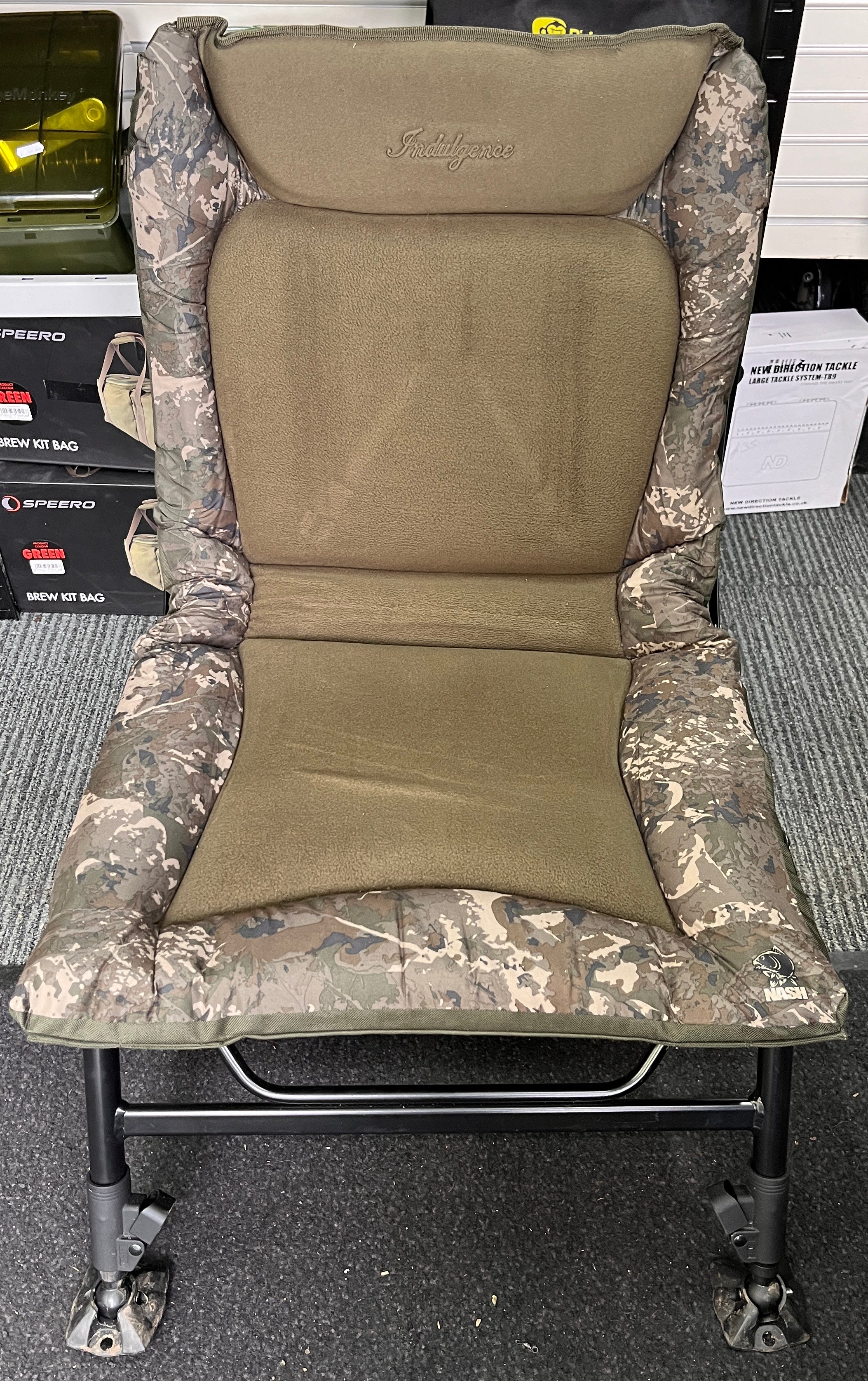 Nash Indulgence Ultralite Chair T9477