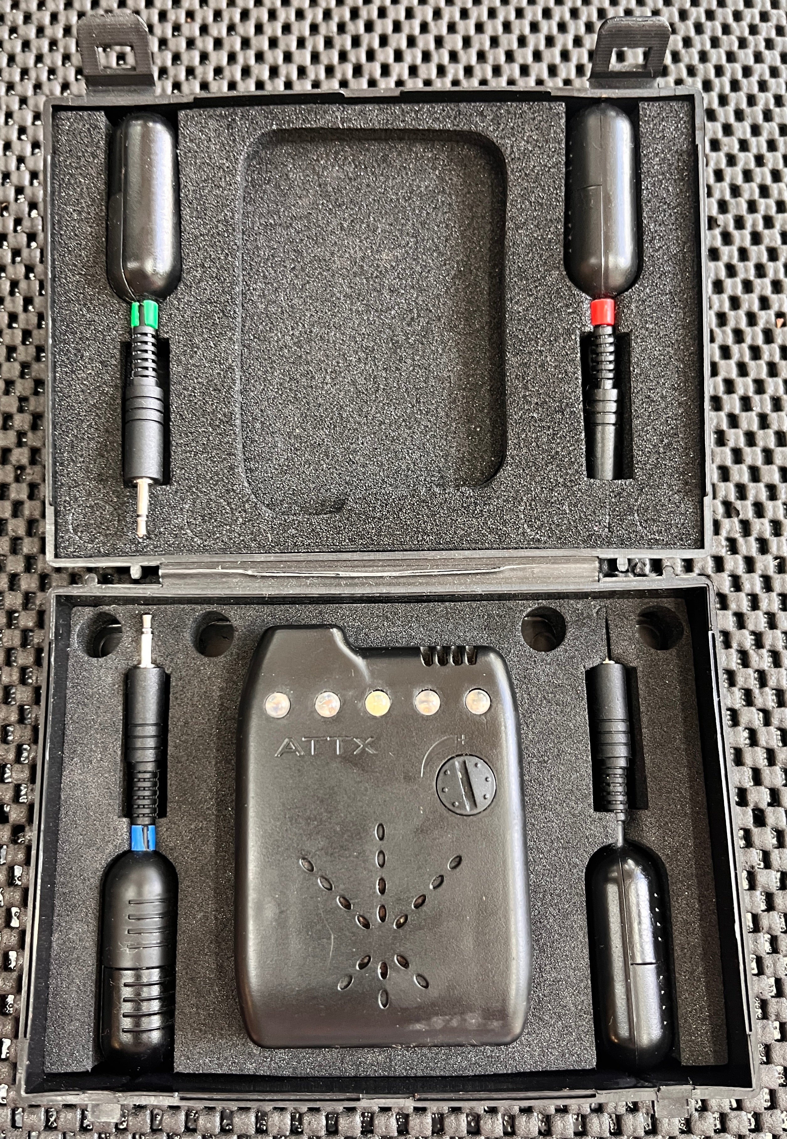 ATTX V2 Modular System Receiver 2.5mm 4 Rod Set