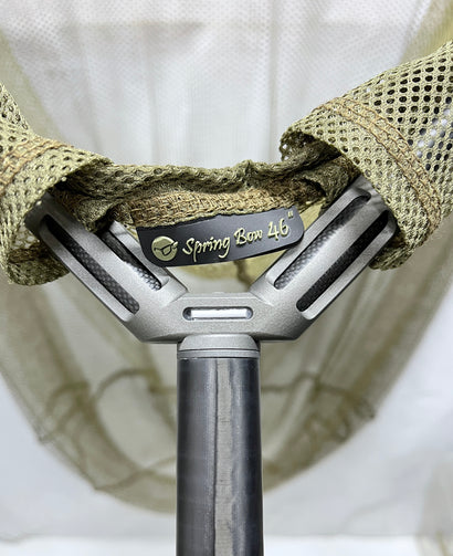 Korda Spring Bow 46" Landing Net + Isotope *Ex-Display*