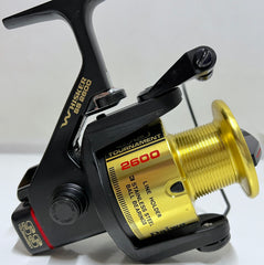 Daiwa Tournament Whisker SS 2600 Reels X2
