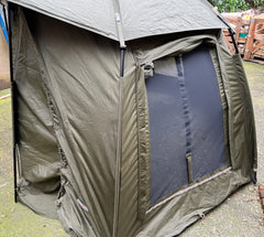 Trakker Tempest 100T Brolly Aquatexx EV 1.0 + Skull Cap