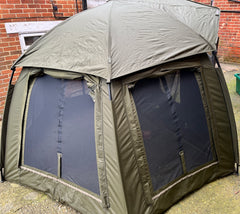 Trakker Tempest 100T Brolly Aquatexx EV 1.0 + Skull Cap