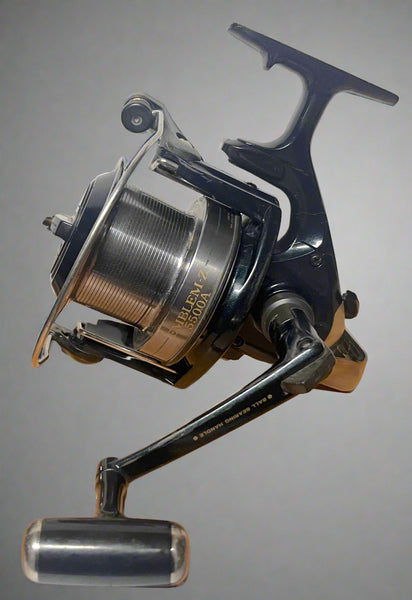daiwa emblem z 5000a reels 2 x Old School Carp With Daiwa Baitrunner C Vintage Carp Fishing Tackle Daiwa emblem z 5000a -
