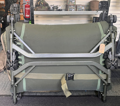 Nash Indulgence 4 Leg Bedchair + Frostbite+ Subzero Sleeping Bag
