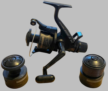 Shimano Baitrunner Aero 4010 Reel + 2 Spare Spools