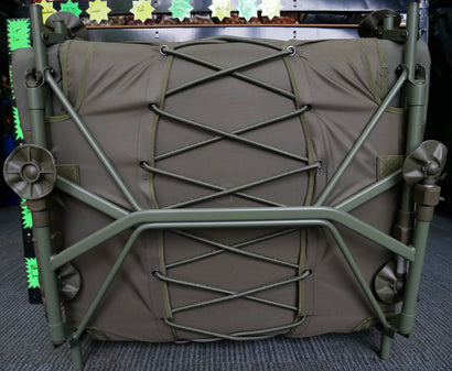 Trakker RLX 8 Leg Bedchair