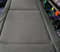 Trakker RLX 8 Leg Bedchair