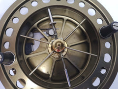 JW Young Purist II 2051 CL Centrepin Reel