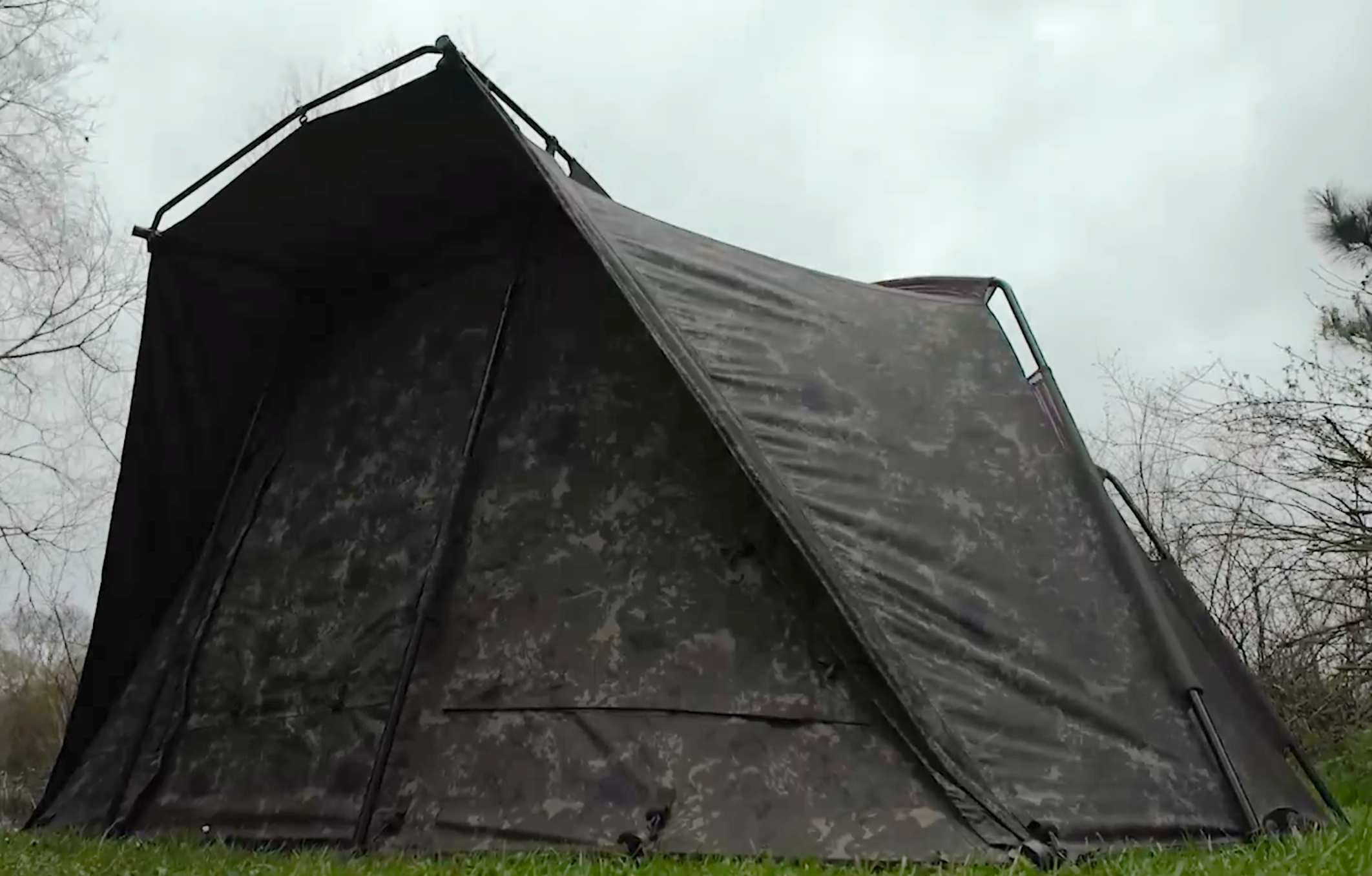 Nash Titan T1 Camo Pro Bivvy T4234