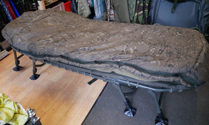 Nash Indulgence Airframe SS4 Wide 5 Season Bedchair Sleep System + Pillow