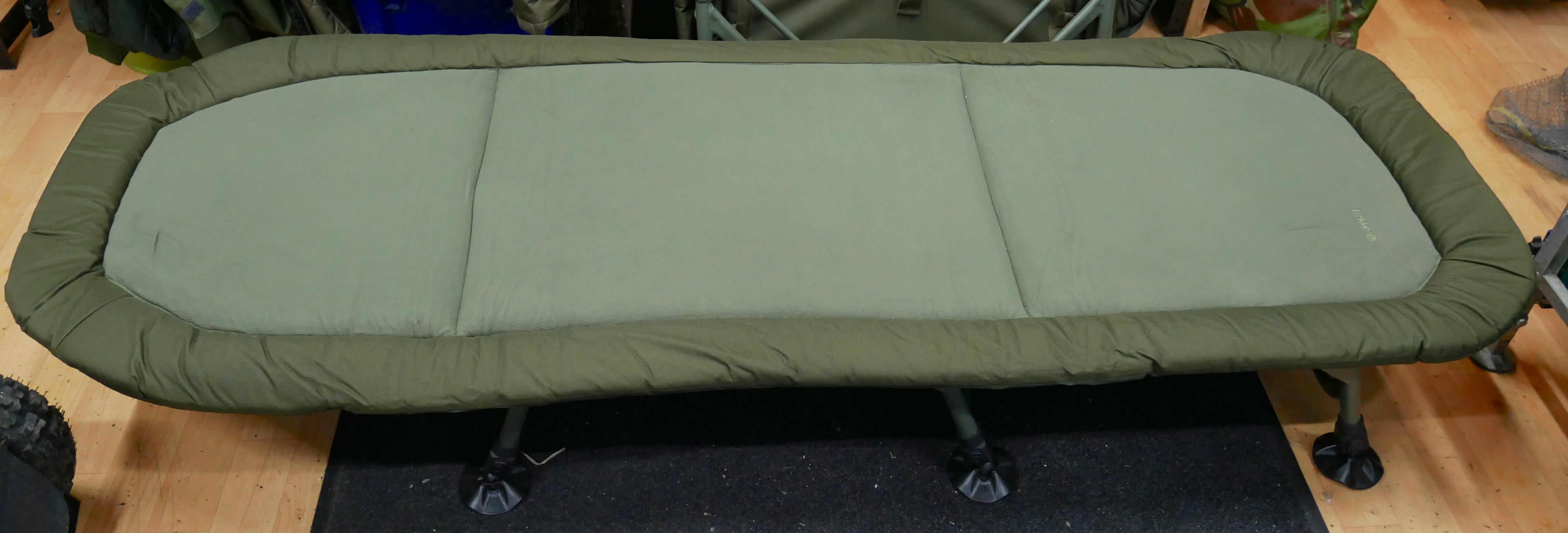 Trakker Levelite Compact Bedchair