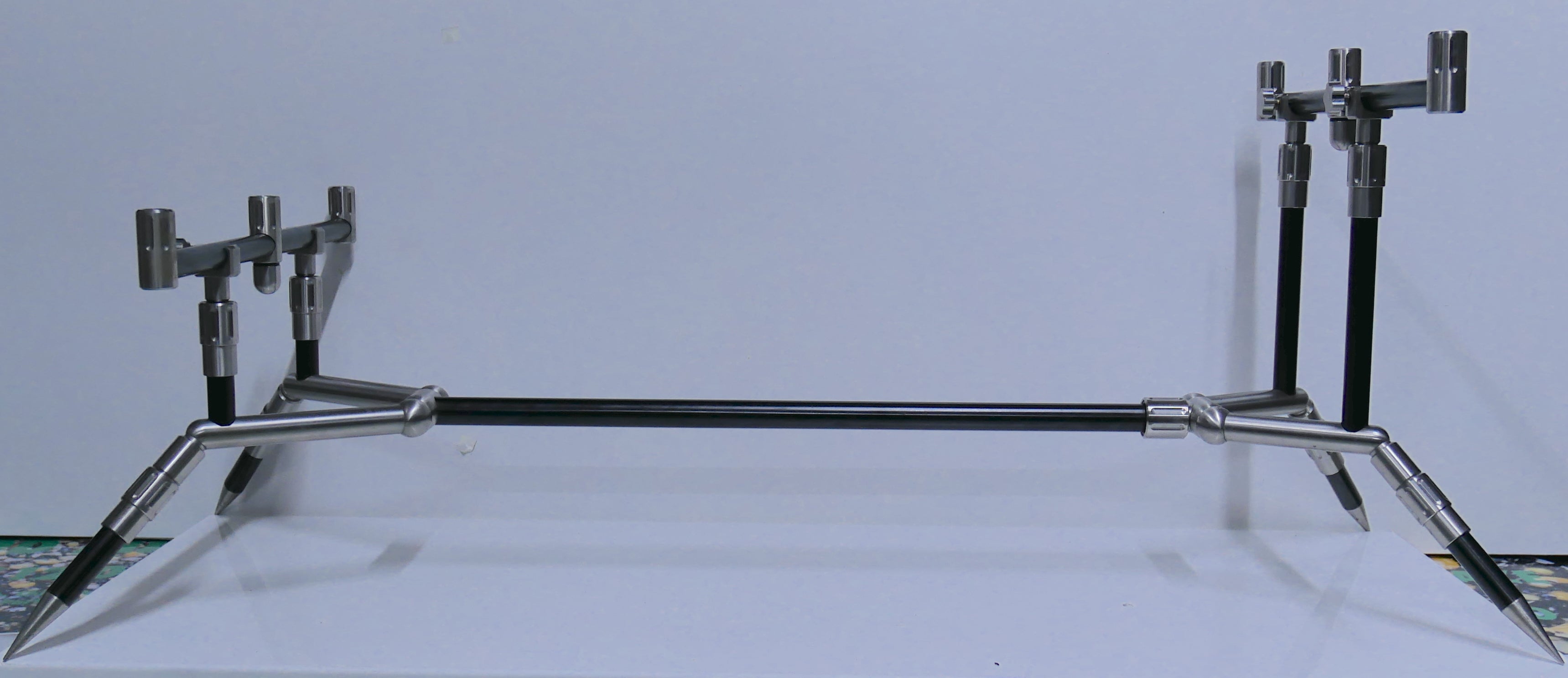 Summit Tackle Cobalt Black Colosseum Low Profile Pod 3 Rod + Twist Lock Banksticks