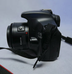 Canon EOS 1100D DSLR Camera + Canon EF 50mm 1:1.8 II Macro AF/MF Lens + Flash