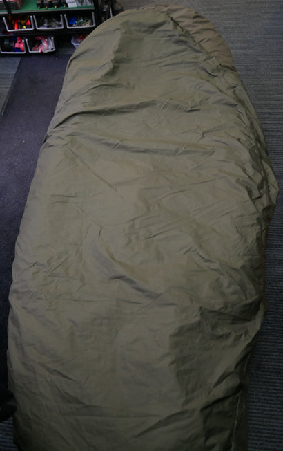 Trakker Levelite Oval Bed System Bedchair + Pillow + Aquatexx Deluxe Cover