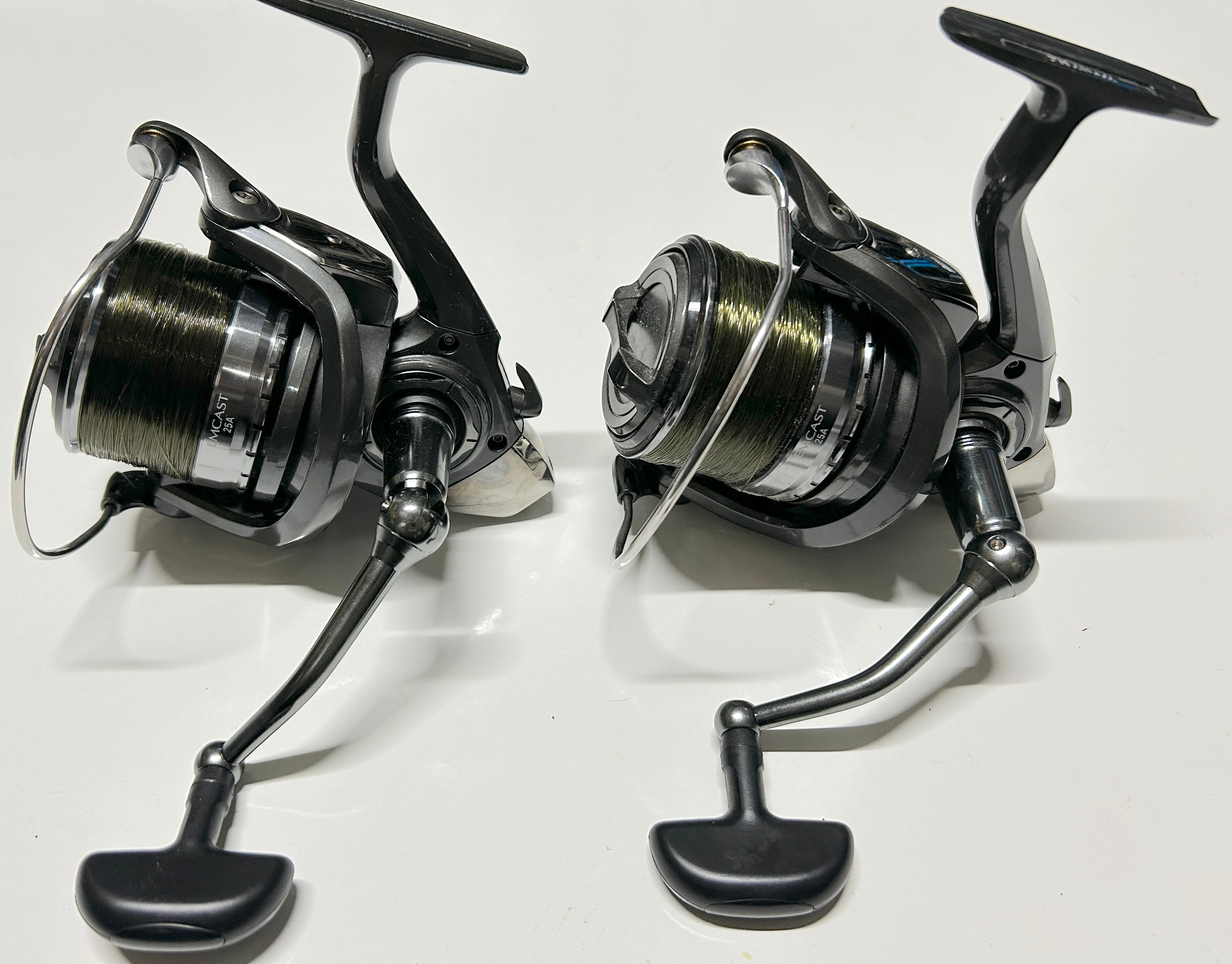 daiwa emcast 25a reels Carp Fishing Reel MatchFishing the reel then reengages the primary Advanced Tournament Drag System where up to 26 pounds of smooth drag pressure will work to put the brakes on the target Daiwa Emcast 25A Reels X2
