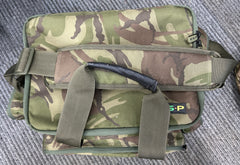 ESP Camo Compact Carryall 35L