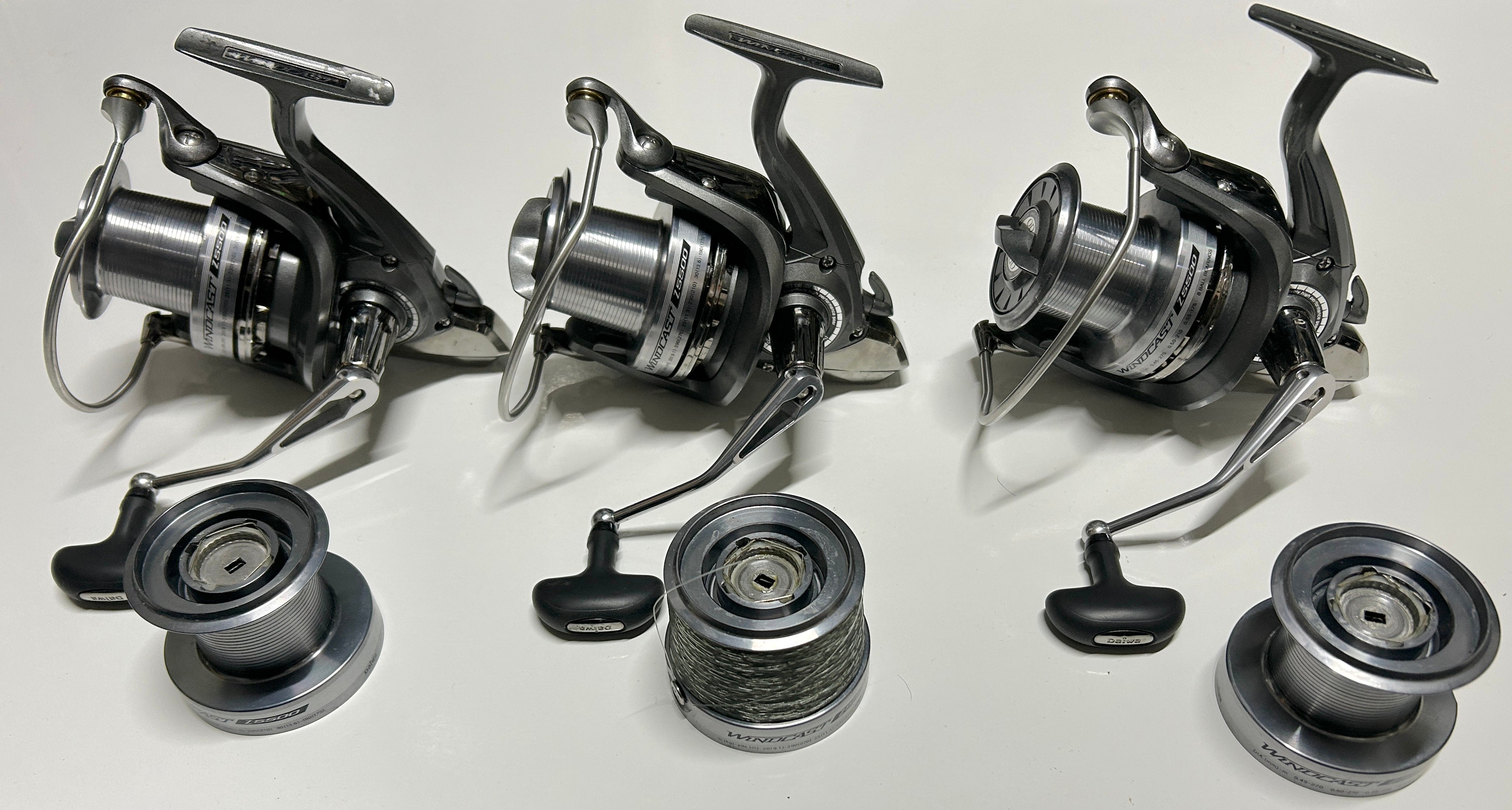 Daiwa Windcast Z 5500 Reels + Spare Spools X3