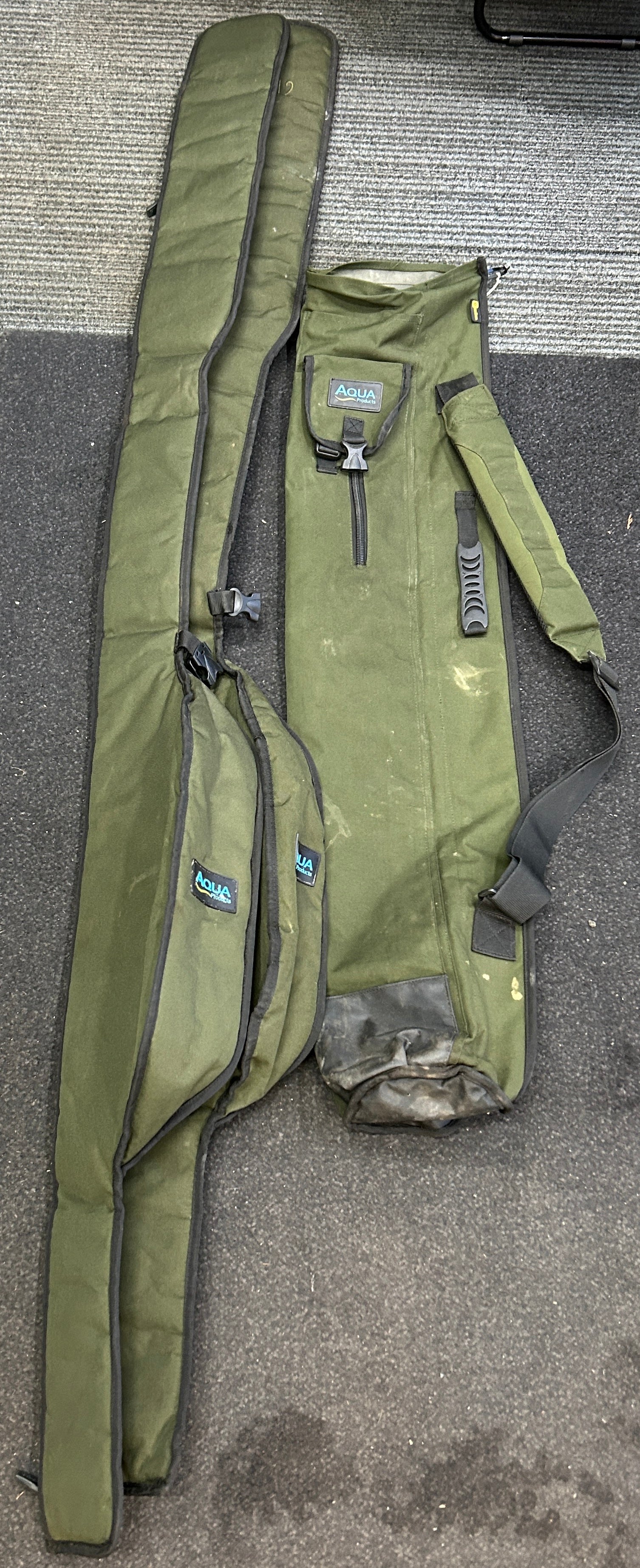 Aqua Products Black Series 4 Rod Quiver + 2  Padded Sleeves