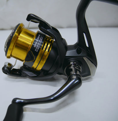 Shimano SAHARA 2500 SHG Reel
