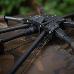 Fox Frontier Lite Camo Bivvy + Camo Vapour Peak CUM336