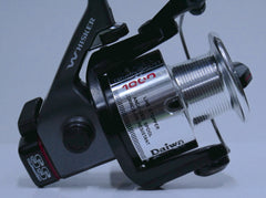 Daiwa Tournament Whisker SS 1000 Reels X2