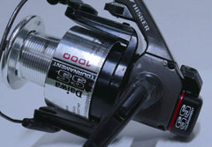 Daiwa Tournament Whisker SS 1000 Reels X2