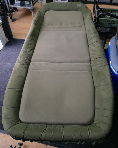 Fox FX Flatliner 6 Leg Bedchair