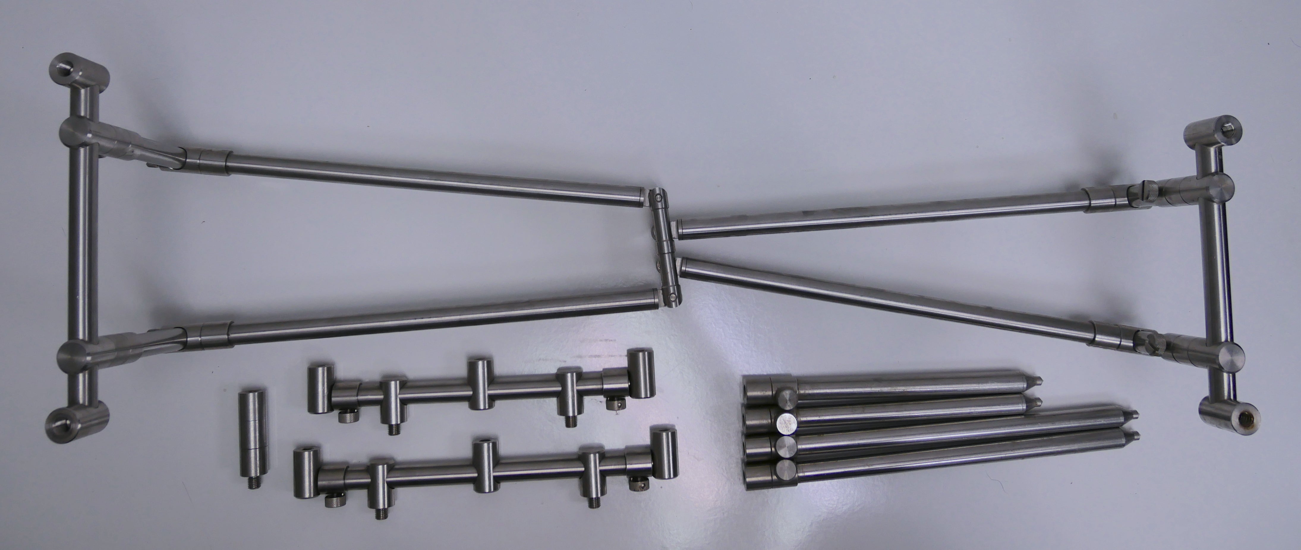 Matrix Patriot Pod + 3 Rod Adjustable Snag Bars + 2 Rod Snag Bars + Ba ...