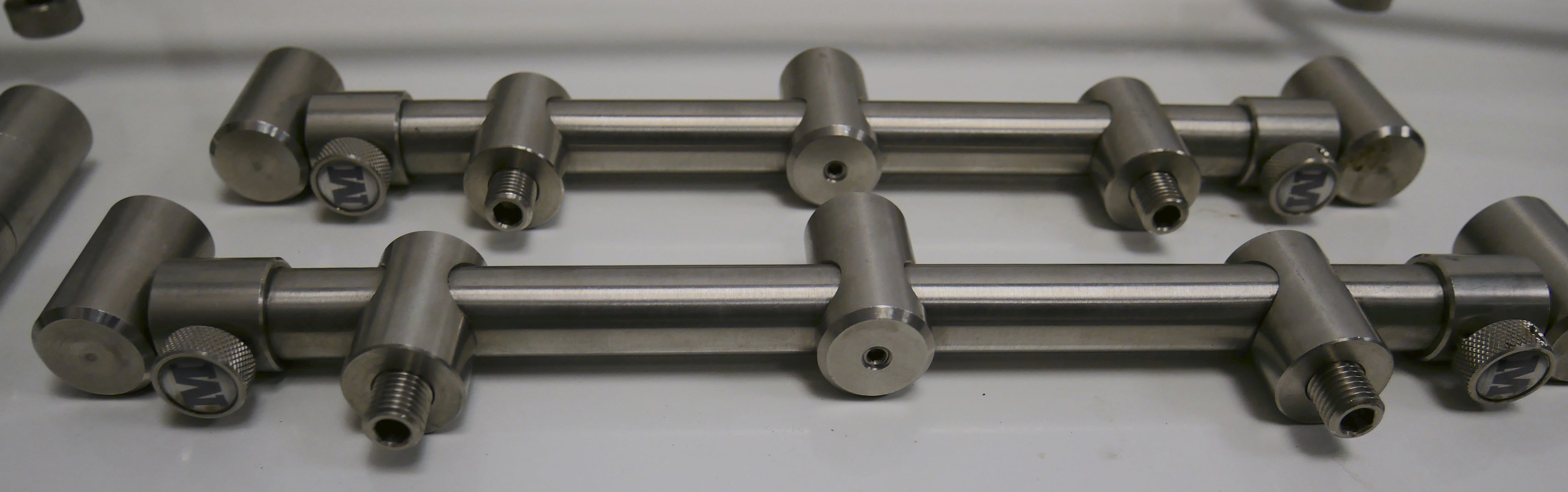 Matrix Patriot Pod + 3 Rod Adjustable Snag Bars + 2 Rod Snag Bars + Ba ...