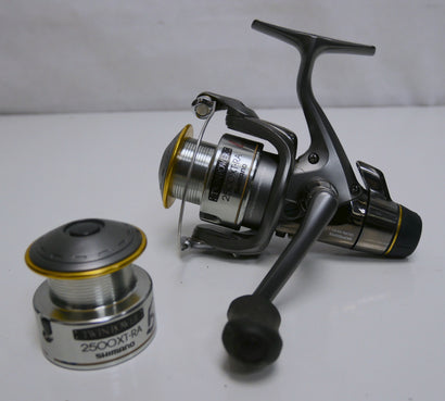 Shimano Twinpower 2500 XT-RA Reel + Spare Spool